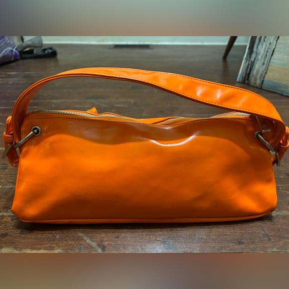 MATT & NAT Patent Vegan Leather Unfolding Shoulder Bag - Picture 6 of 15